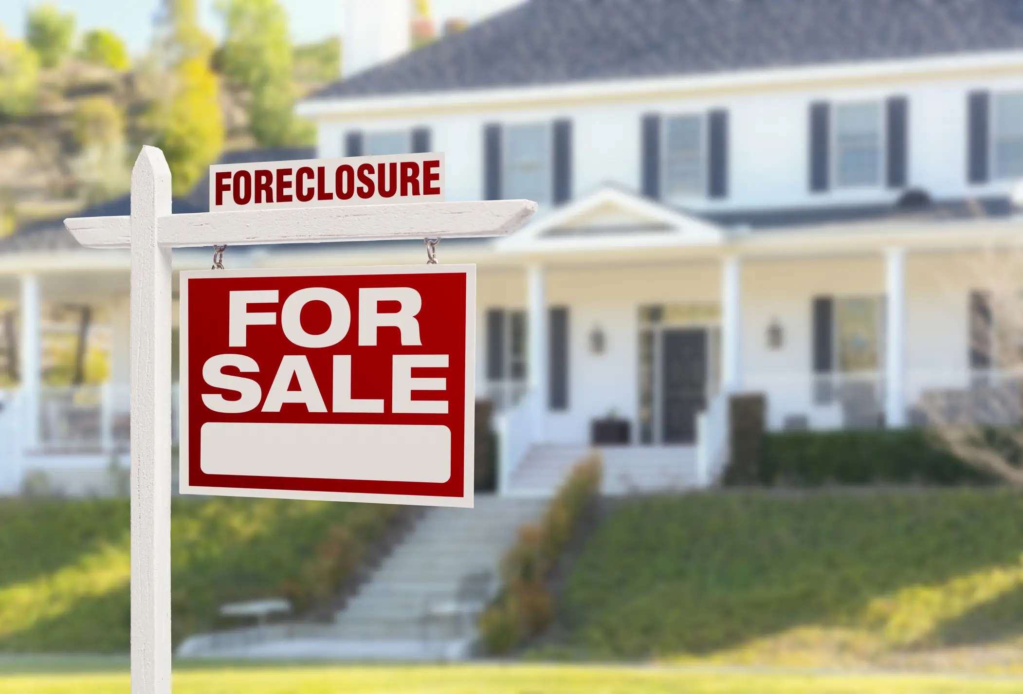 How_to_Buy_a_Foreclosure_-_Thumbnail.webp